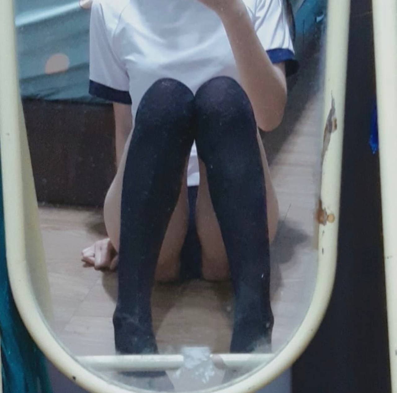 Em kế cưỡi ngựa quá điêu luyện nên anh bắn luôn vào mặt