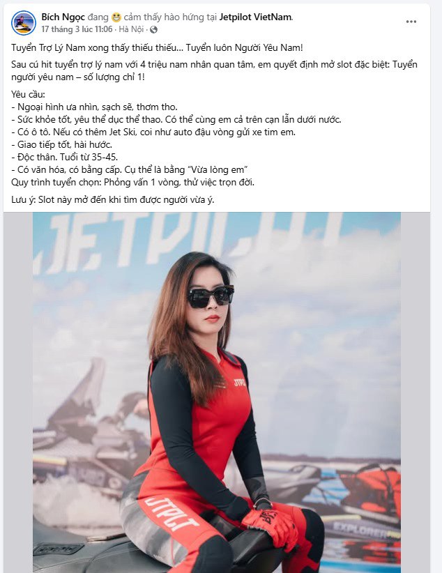 Một phụ nữ trẻ cần cương cứng vào buổi sáng, một phụ nữ trẻ 30 tuổi gia đình tốt với một cái mông to và một chiếc bánh kem